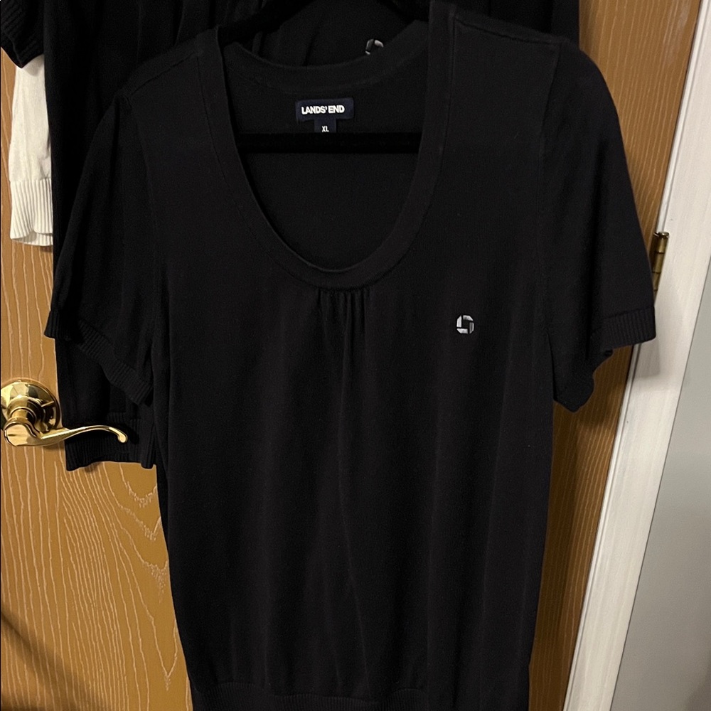 Lands' End for Chase bank Women's Navy .Short Sleeve Sweater